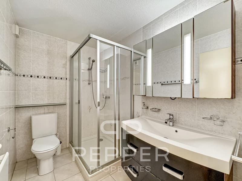 Spacious ground-floor apartment in the heart of Chailly (9)
