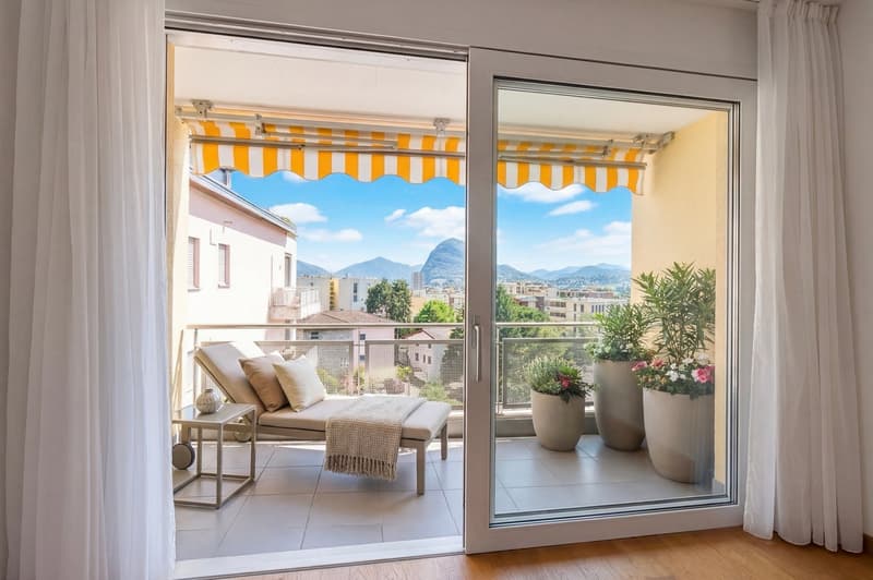 Ampio e luminoso 3.5 locali con terrazza e vista aperta (2)