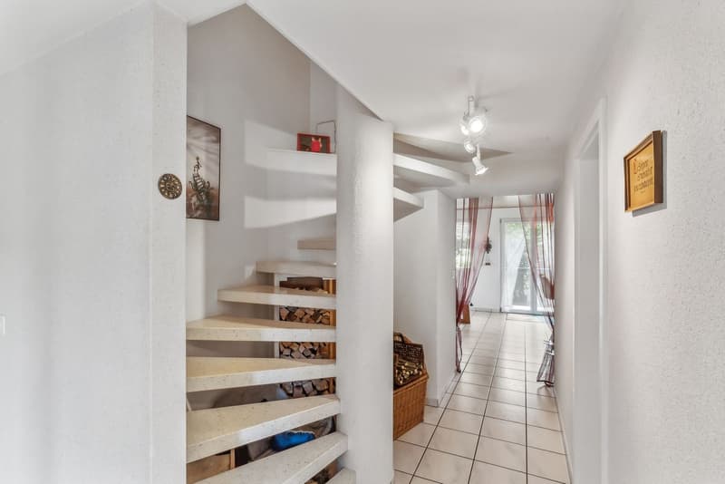 Geräumiges 5-Zimmer-Duplex mit eigenem Garten (13)