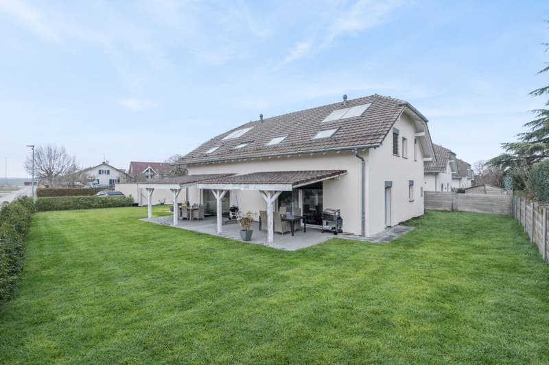 Maison jumelée de 4.5 pièces avec beau jardin (1)