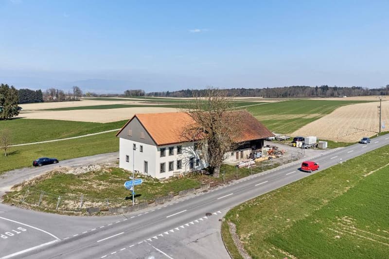 Opportunité: 2 villas jumelées + grange, aux portes d'Estavayer (1)