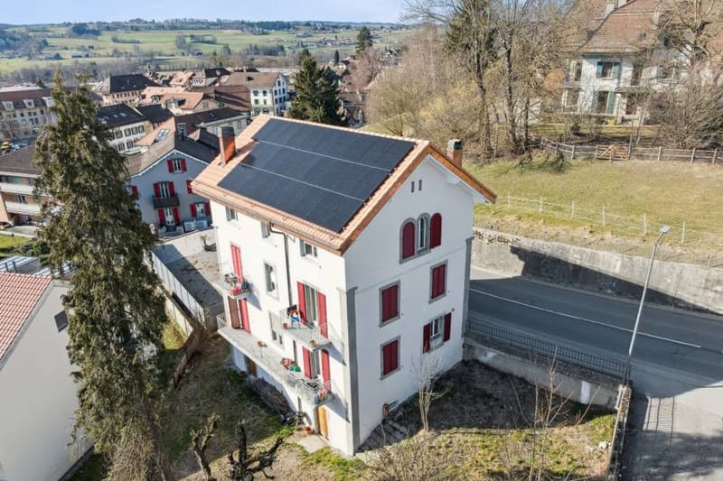 Rental Income Building Ideally Located in Oron (10)