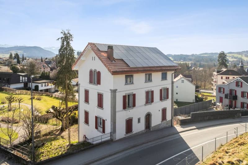 Rental Income Building Ideally Located in Oron (12)