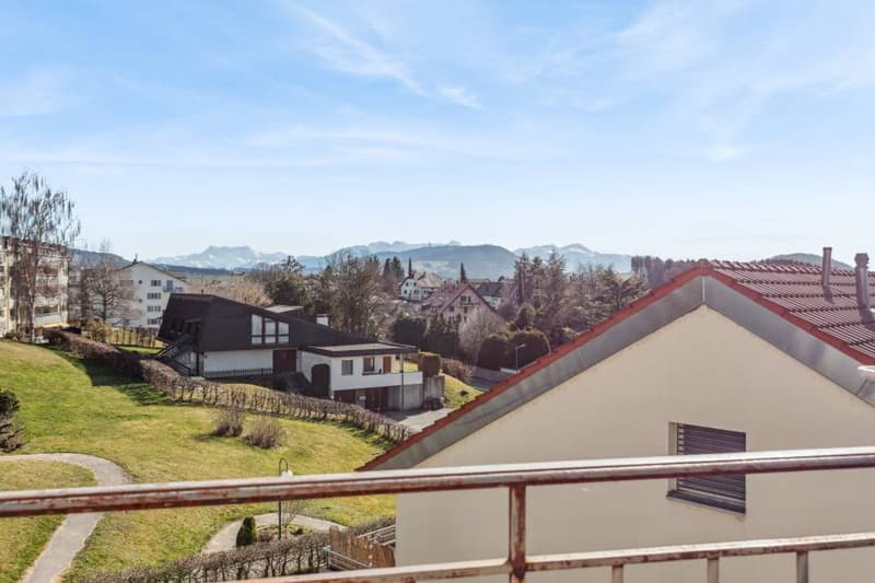 Rental Income Building Ideally Located in Oron (6)