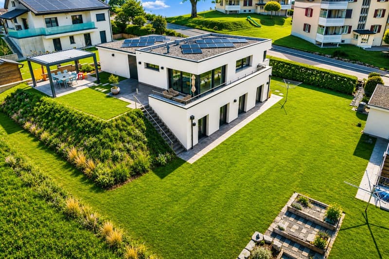 Villa Solaris - Modern Elegance Bathed in Light (1)