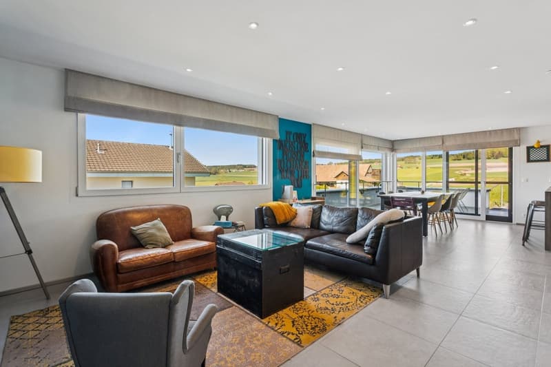 Villa Solaris - Élégance moderne baignée de lumière (2)
