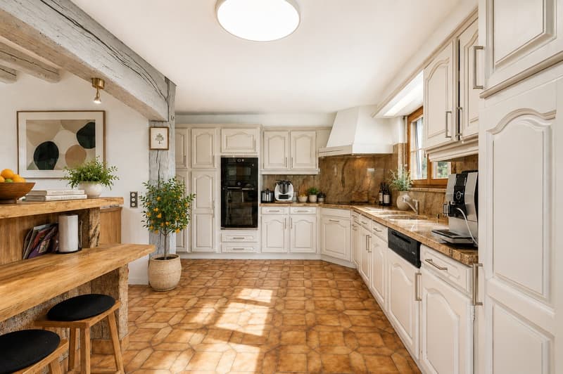 Fall under the charm of this unique home in Ursy (5)
