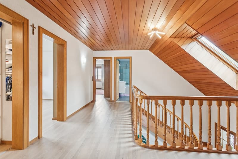 Fall under the charm of this unique home in Ursy (8)