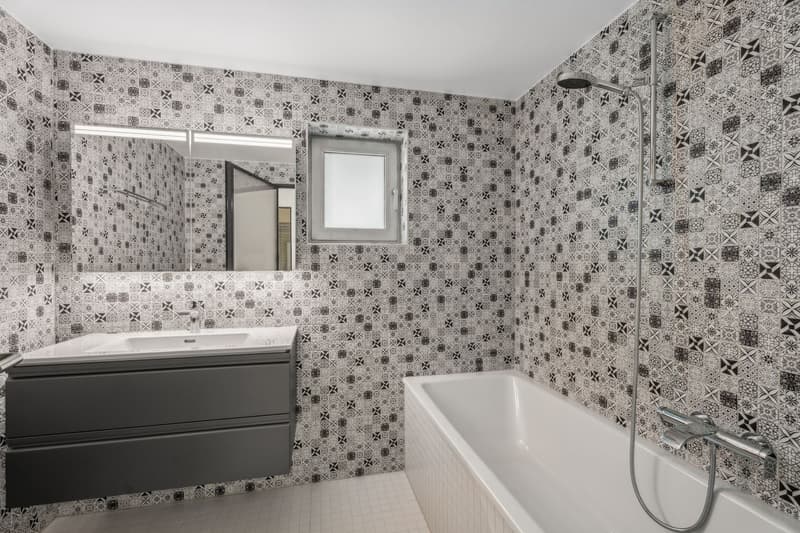 Elegant 5.5-room duplex with mezzanine and private elevator (7)