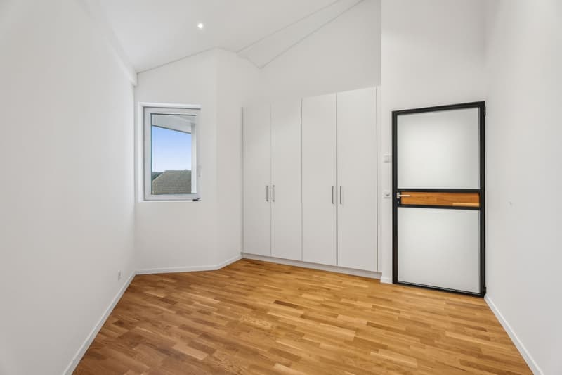 Elegant 5.5-room duplex with mezzanine and private elevator (8)