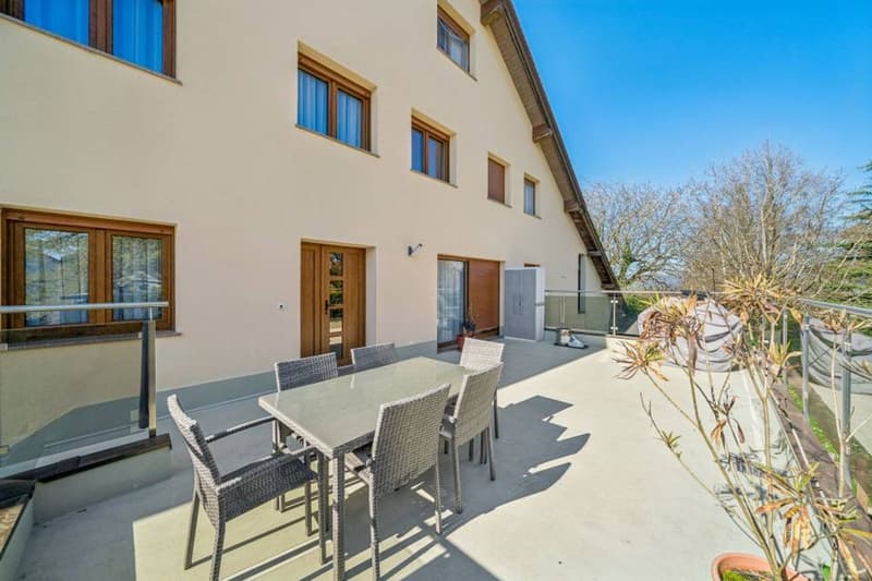 Exclusivité Switzerland Sotheby's maison avec dépôt (2)