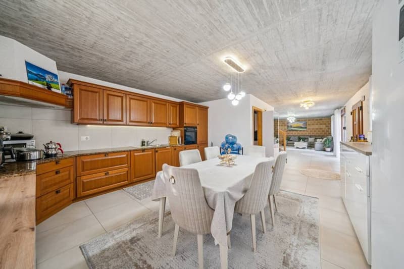 Exclusivité Switzerland Sotheby's maison avec dépôt (9)