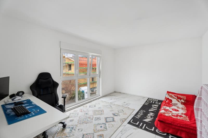 House 6.5 rooms - Yverdon-les-Bains with potential for transformation (6)