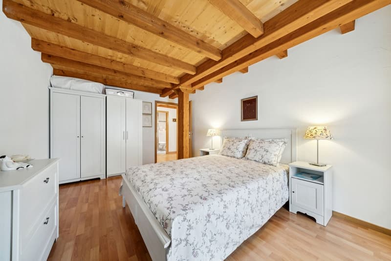 Geräumige 4.5-Zimmer-Wohnung mit Loggia in Champagne (11)