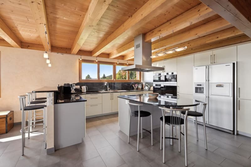 Chalet in Holzkonstruktion mit atemberaubendem Panoramablick (3)