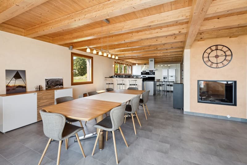 Chalet in Holzkonstruktion mit atemberaubendem Panoramablick (7)