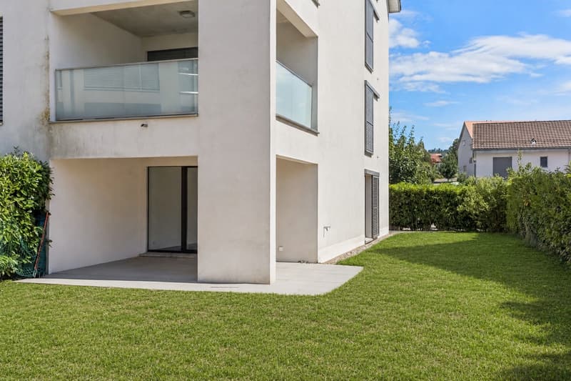 Wohnung 4,5 Zimmer, Terrasse, eigenem Garten und Bahnhof in wenigen Metern (10)