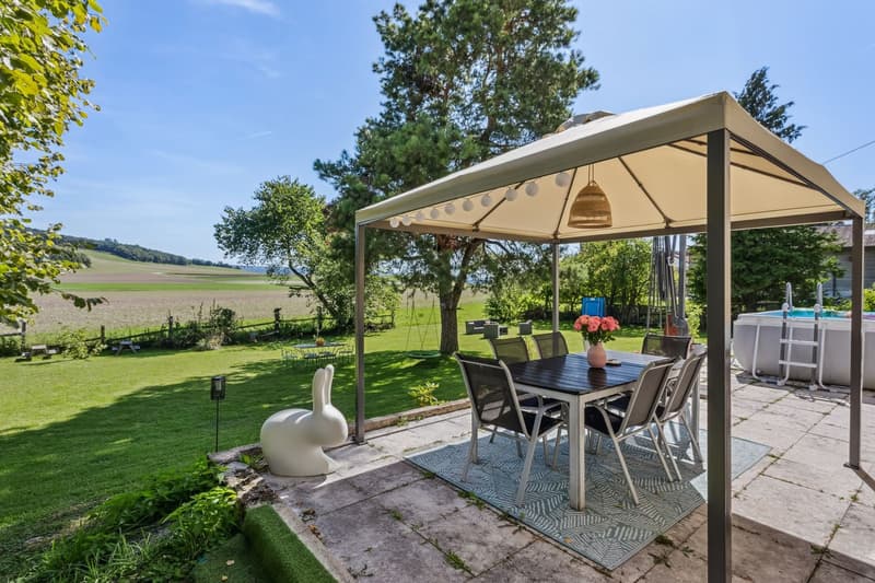 Maison 6.5 pièces avec splendide vue sur le château et la campagne (3)