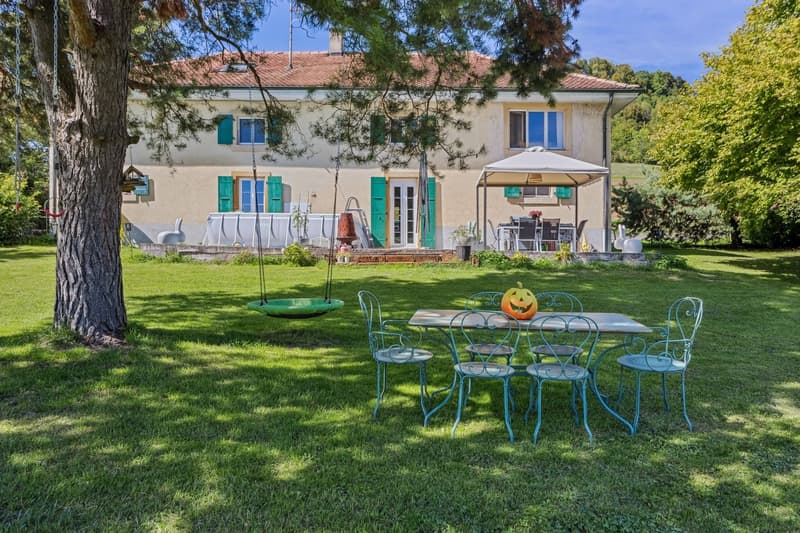 Maison 6.5 pièces avec splendide vue sur le château et la campagne (13)