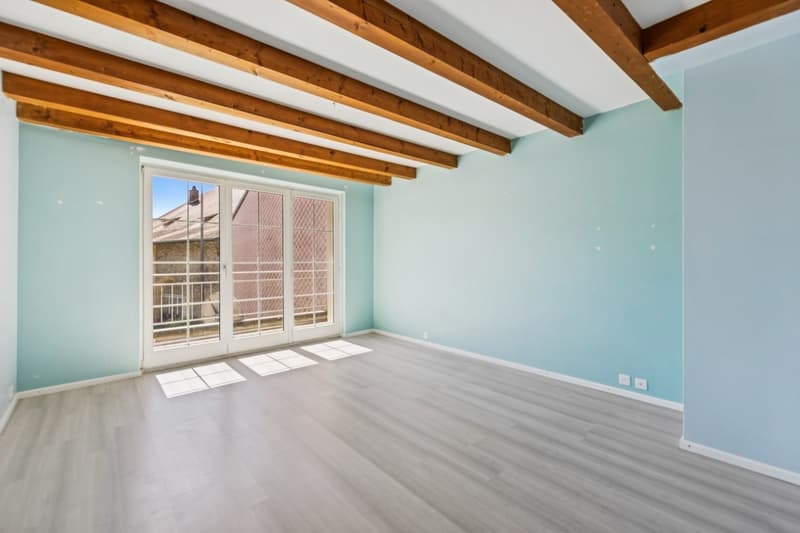 Maison de village 6.5 pièces - Beau potentiel de rénovation - La Chaux (5)
