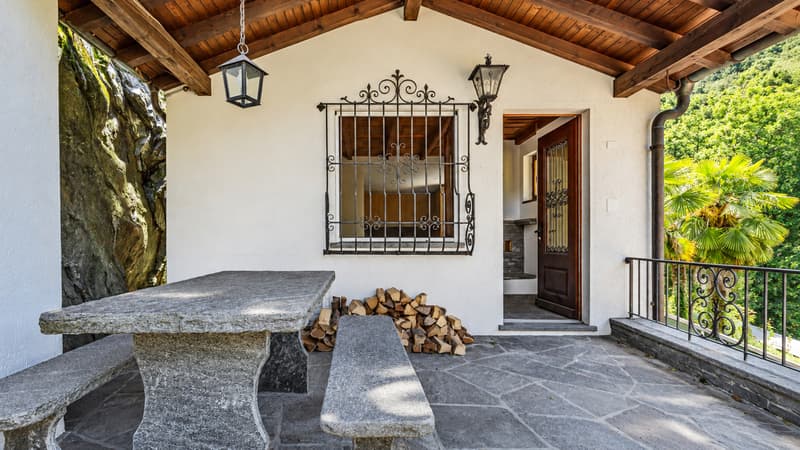 Spazio esterno coperto | Gedeckter Aussenbereich