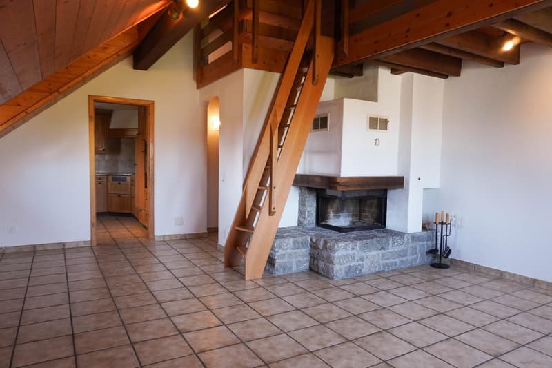 3.5-room attic apartment with garden & seating area (2)