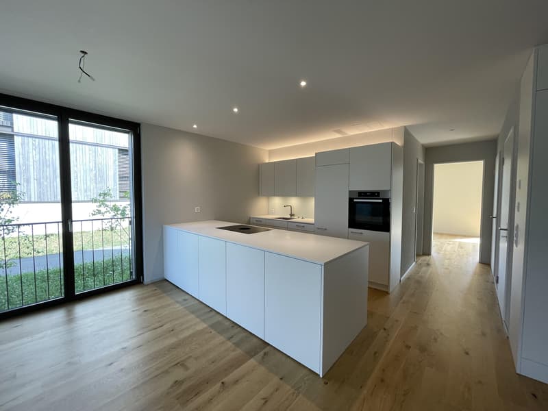 Moderne 3.5 Zimmerwohnung mitten in einem Park über Zollikofen (1)