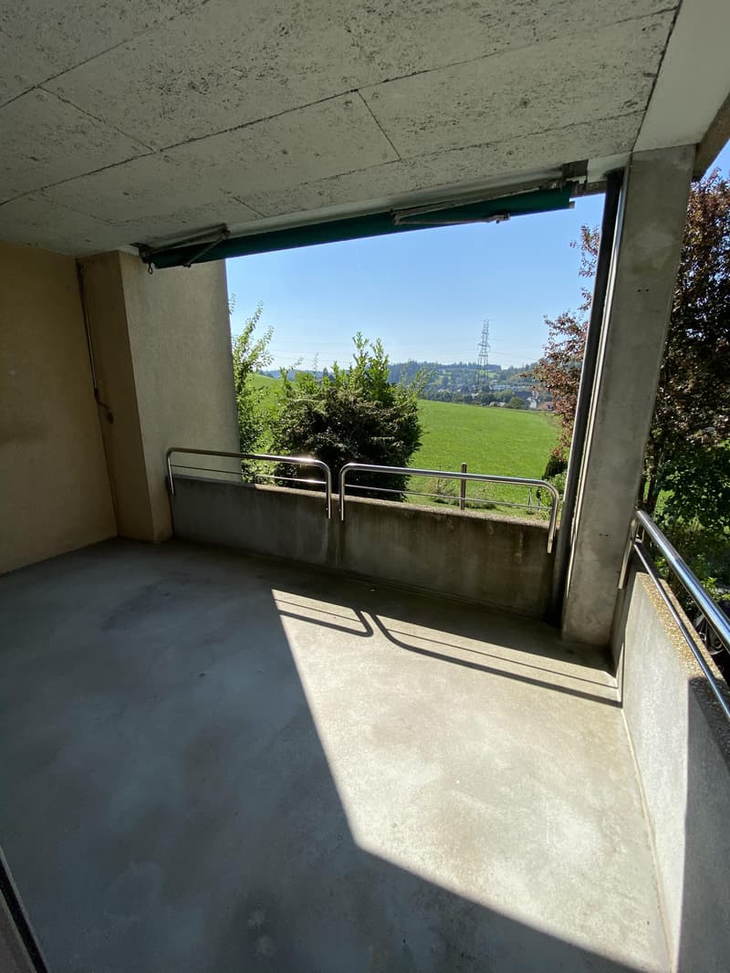 3.5 Zimmerwohnung mit Weitsicht in Niederwangen b. Bern (3)