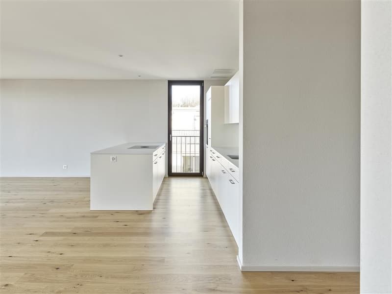Grosszügige 3.5 Zimmerwohnung in Zollikofen (2)
