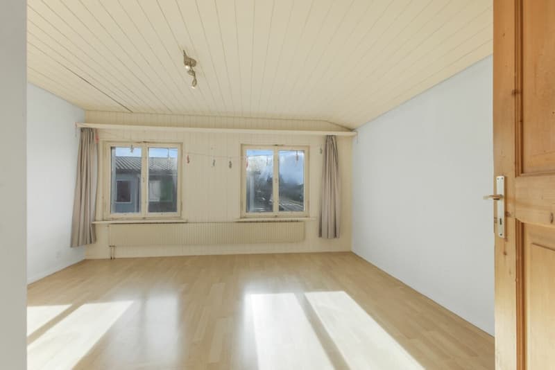 Spacieuse maison unifamiliale de 8,5 pièces avec beaucoup d'espace pour toute la famille à Haag (16)