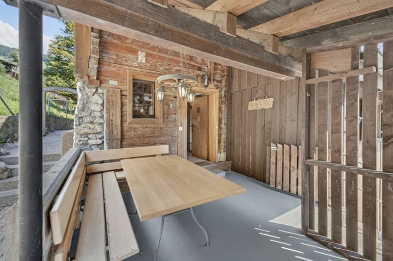 Old building charm meets modern comfort (26)