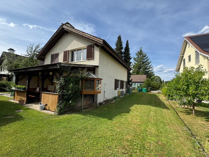 Einfamilienhaus in ruhiger Umgebung in Stadtnähe zu Winterthur (1)