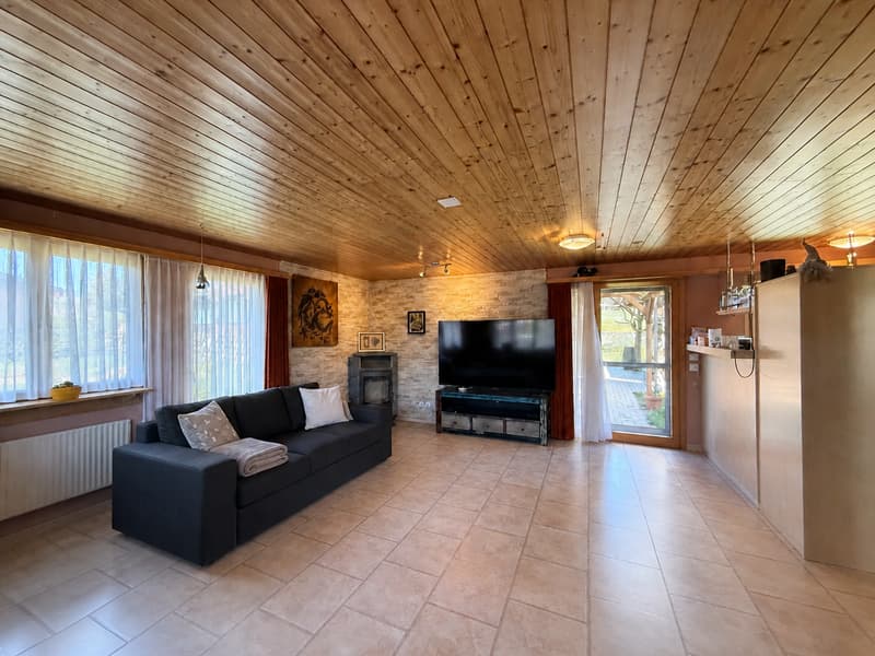 Chalet retreat in Toggenburg with peace, garden idyll, and far-reaching views (4)