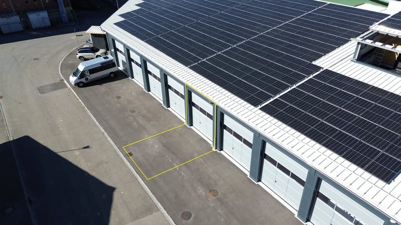 Hier haben Ihre Pläne Platz: Moderne Garagenbox (1)