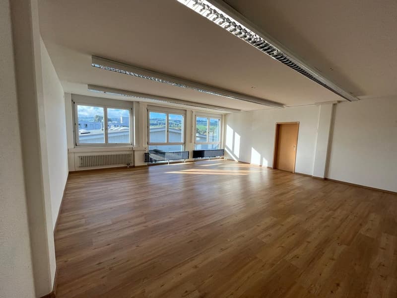 Belle & Espace de bureau central à louer (10)