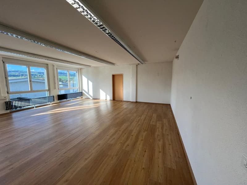 Belle & Espace de bureau central à louer (8)