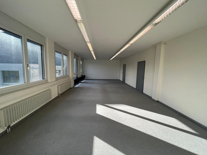 Belle & Espace de bureau central à louer (7)