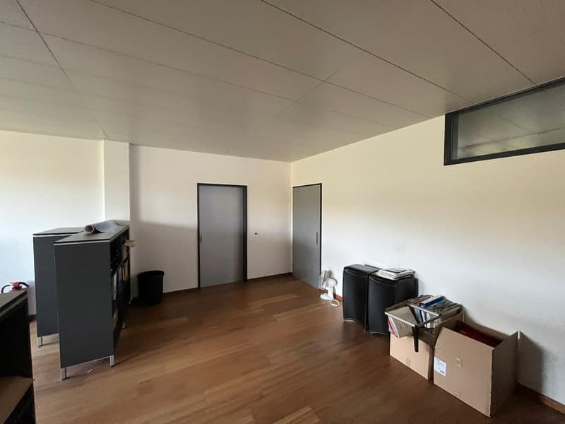 Beautiful & Central Office Space for Rent (7)