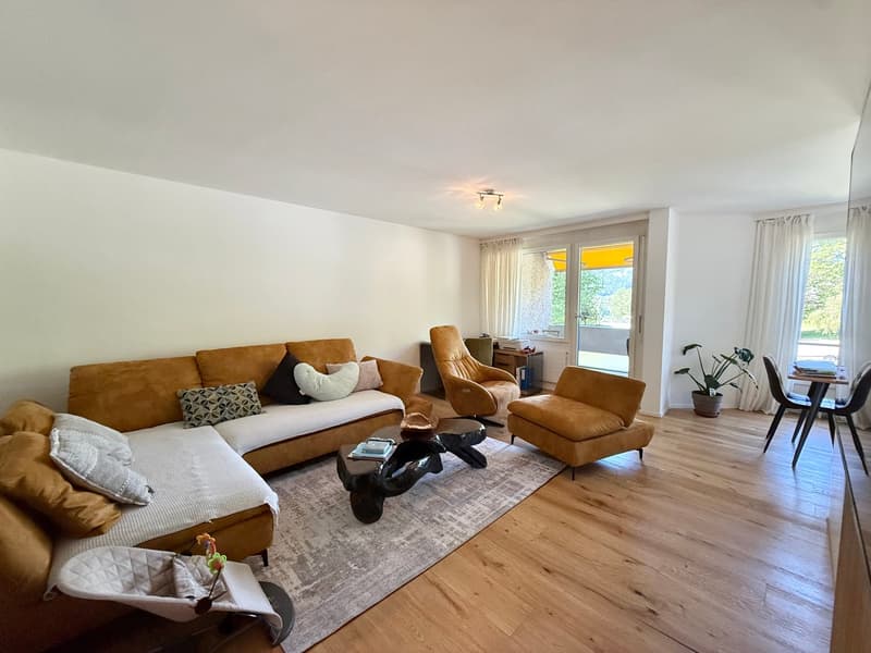 Elegante 3.5-Zimmer-Wohnung an ruhiger Sonnenberglage (1)
