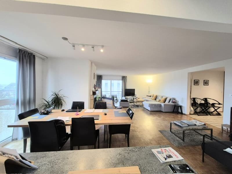 161 m² apartment with lake view – volumes and potential in St-Blaise (4)