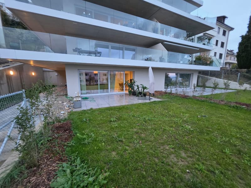 Ein Garten wie eine Villa. Der Komfort einer neuen Wohnung. (9)