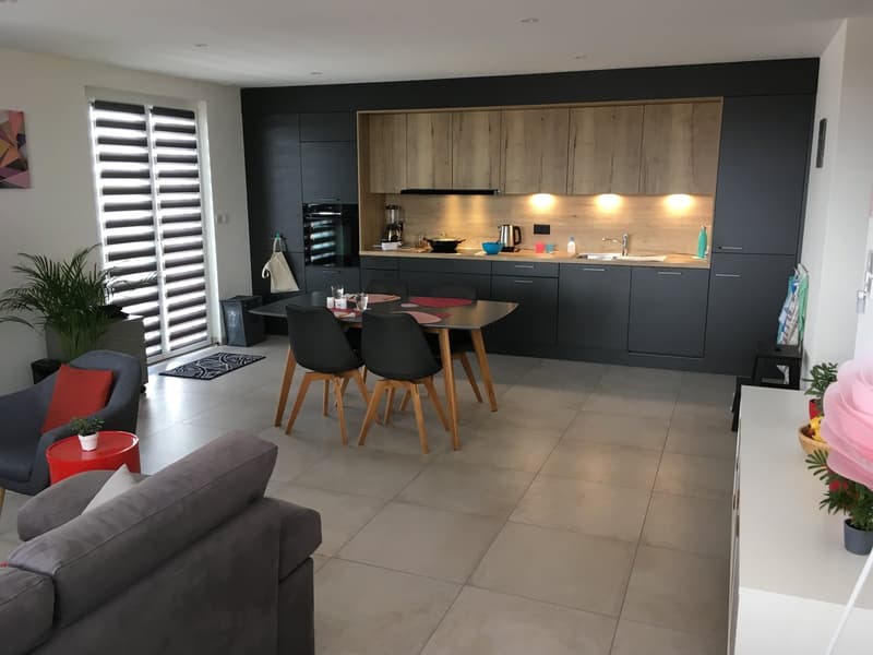 Magnificent 3.5-room apartment with unobstructed view of the countryside (2)