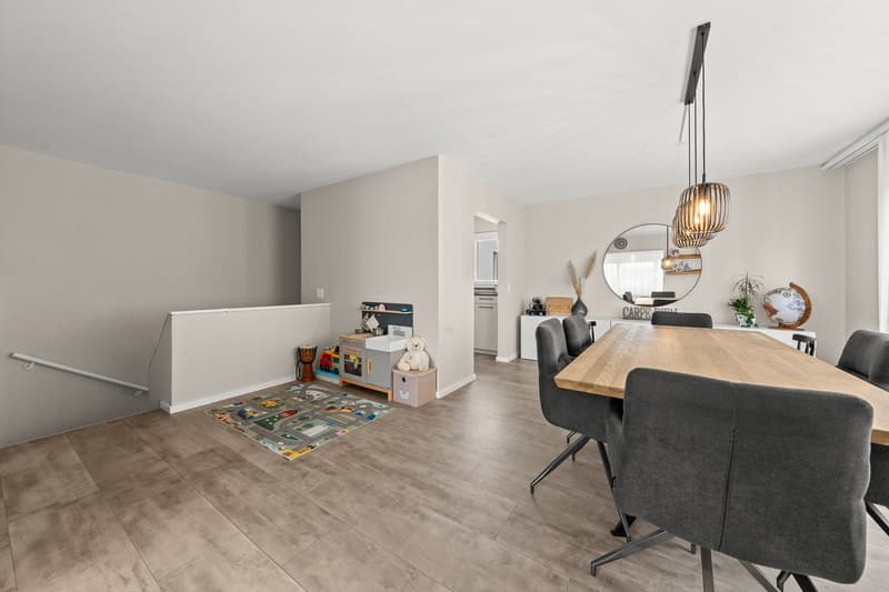 Bellach: 5.5-room terrace house, 200 m² terrace, renovated (10)