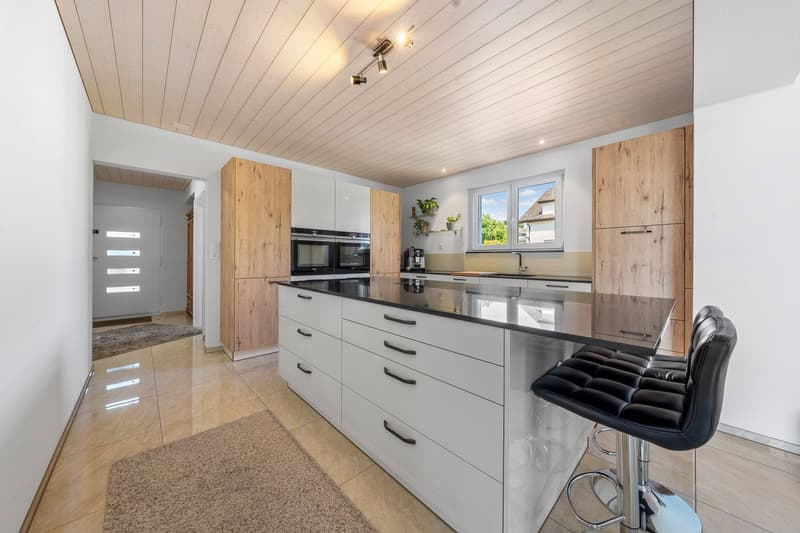 Modernisiertes 5-Zimmer-EFH mit Pool in Langendorf kaufen (12)