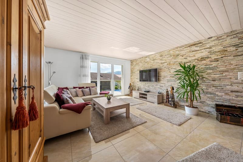Modernisiertes 5-Zimmer-EFH mit Pool in Langendorf kaufen (6)