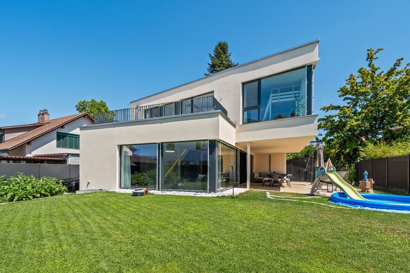 Modernes 6.5-Zimmer-Einfamilienhaus mit Garten in Gerlafingen (1)