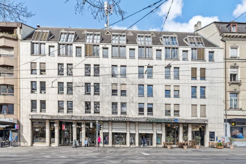Ampio spazio di ufficio nel centro di Basel-Stadt (1)