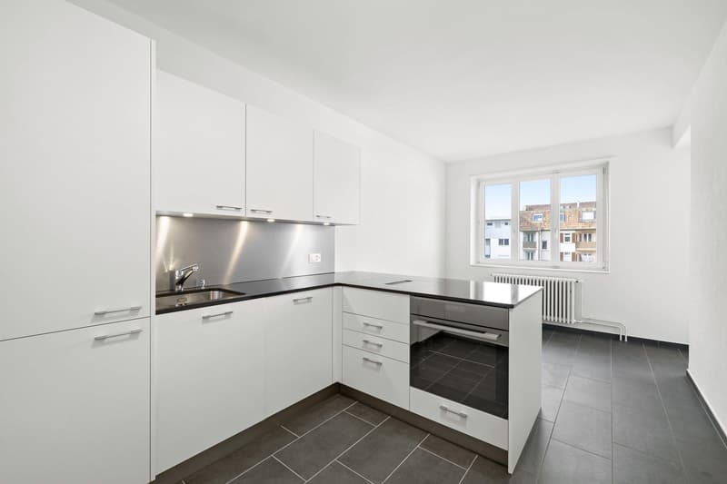 Helle 2.5 Zimmerwohnung im 1. OG (1)