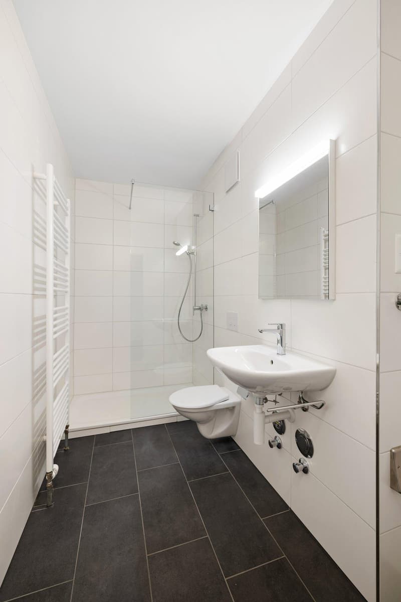 Helle 2.5 Zimmerwohnung im 1. OG (3)