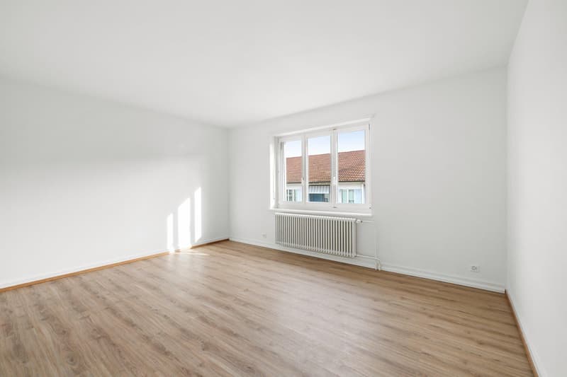 Helle 2.5 Zimmerwohnung im 1. OG (6)